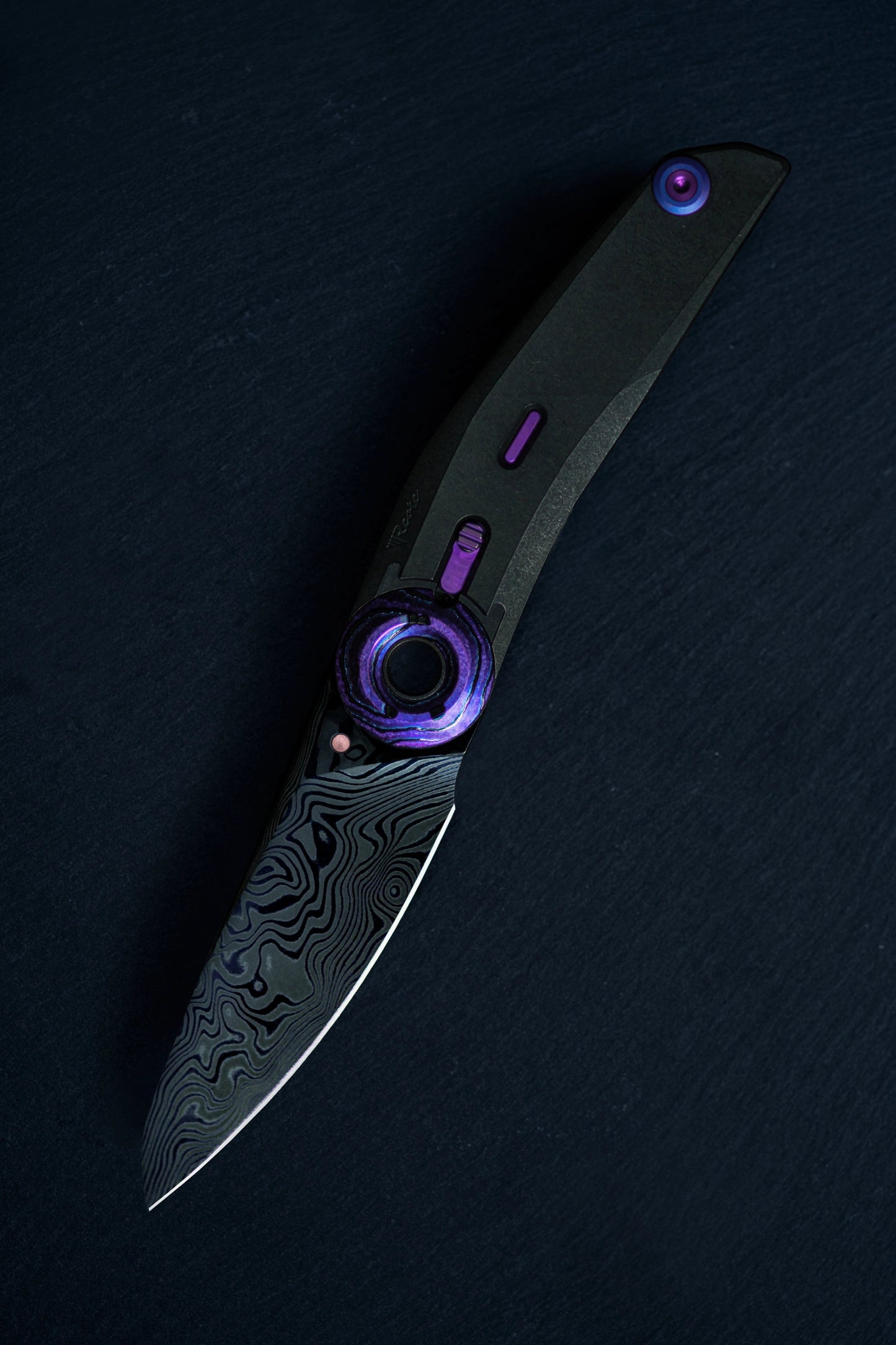 VK-TRON / 002*
